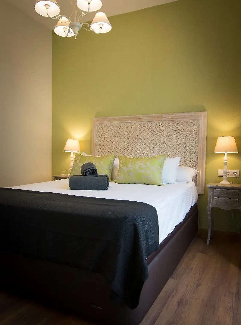 Holidays2Malaga Comfort Center Apartments  Малага